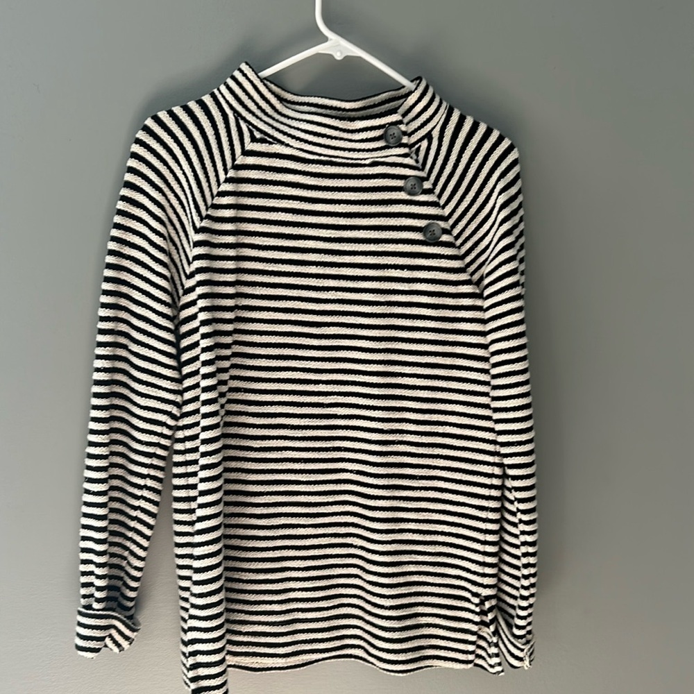 Loft textured stripe sweater . Side buttons . Mock neck . Black and white XS